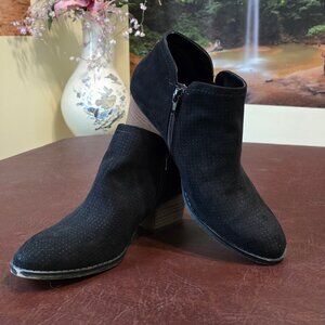 Life Stride Booties, Black